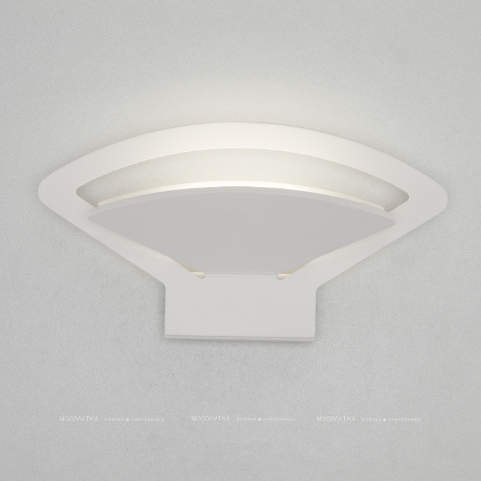 Настенный светодиодный светильник Elektrostandard Pavo MRL LED 1009 4690389136665 - 2 изображение